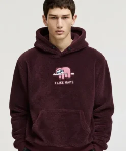 Stylish Men Applique Sweatshirt with Ribbed Collar, Cuffs, and Hem for Added Comfort