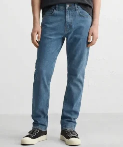 Comfortable Blue Bootcut Stretchable Jeans