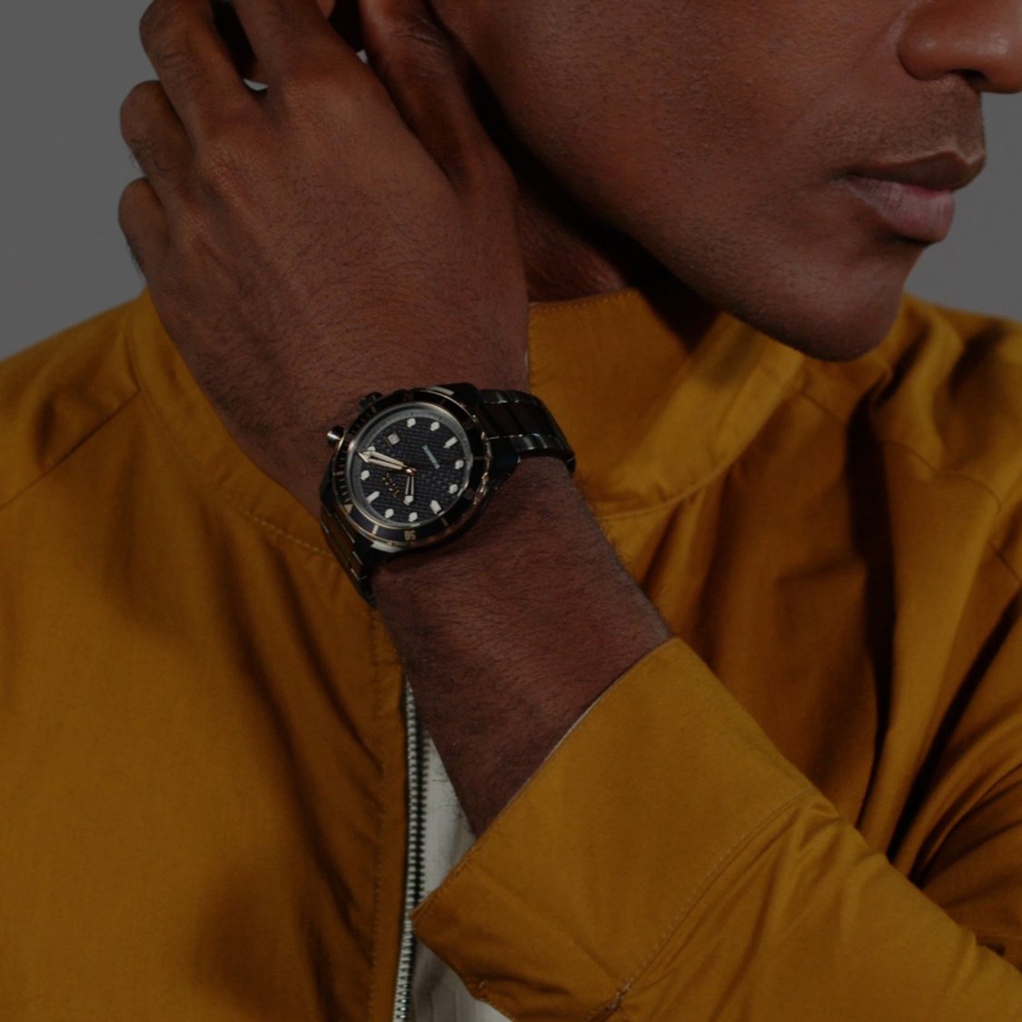 1000014632539_04-2100