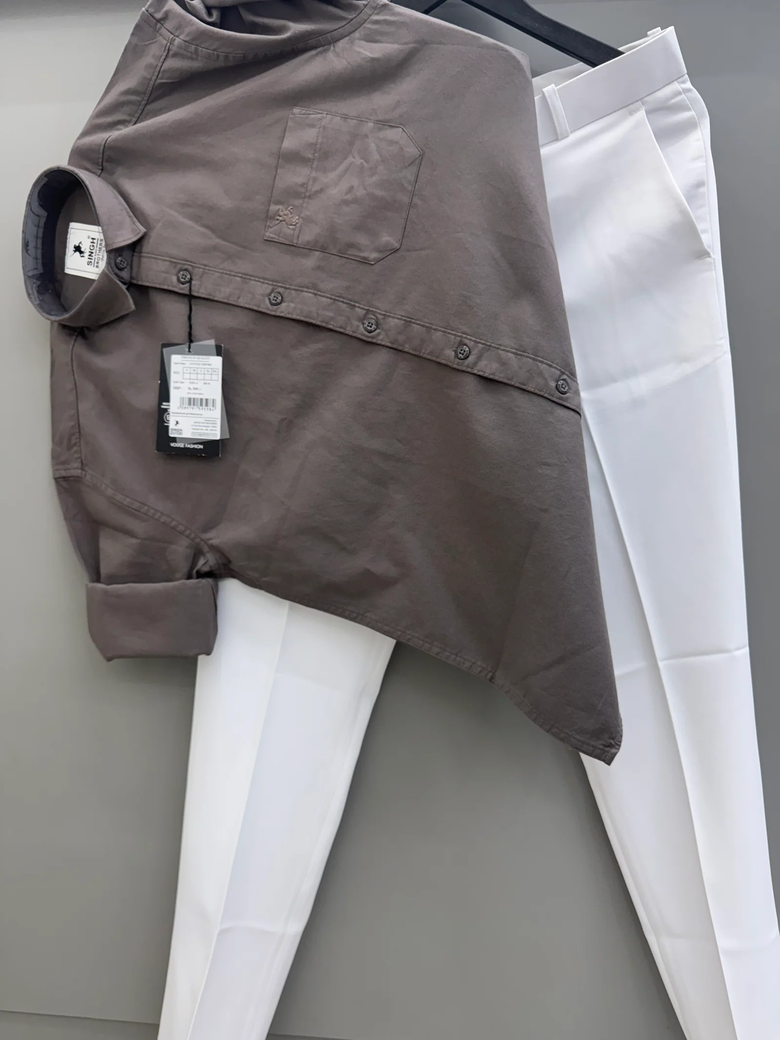 7DF89E4E-7DB7-42DF-B123-D45EDCB8EBD9